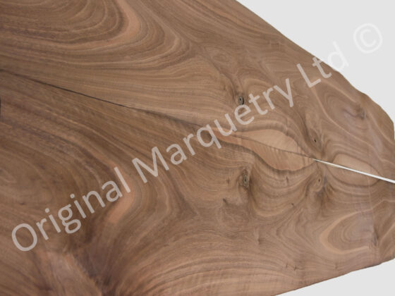 European Walnut Wood Veneer Saw Cut 2.0mm